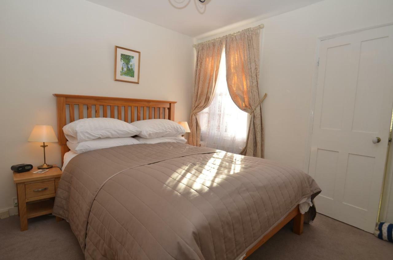 Crown Cottage Rye Buitenkant foto