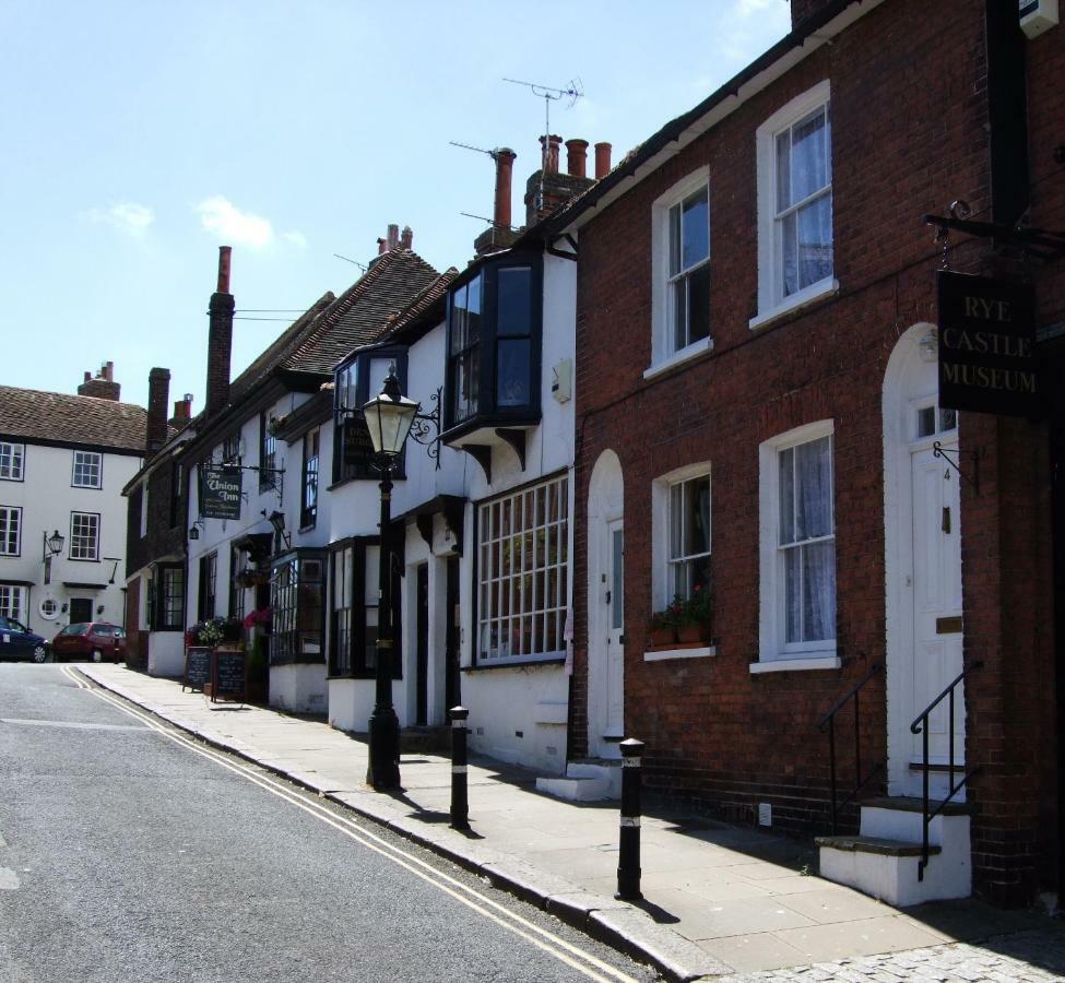 Crown Cottage Rye Buitenkant foto